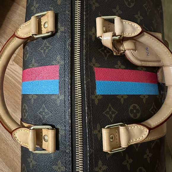 Authentic Travel Duffe bag LV 55 - Picture 12 of 15